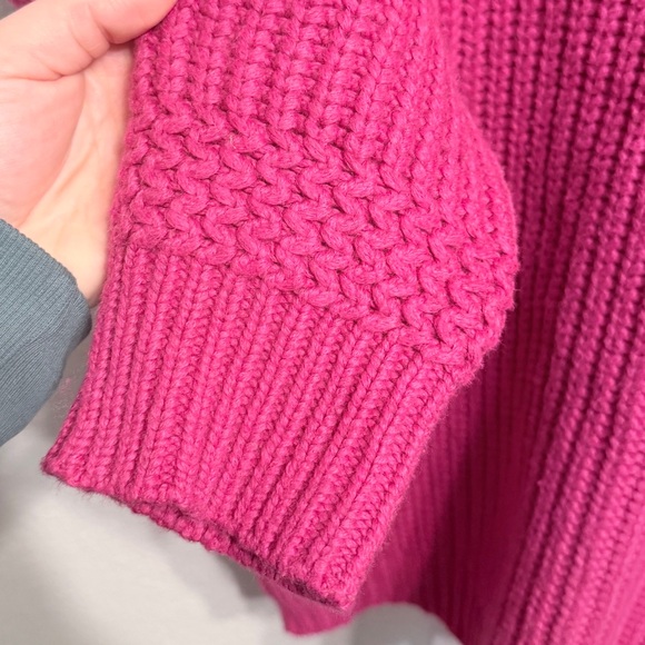 Marine Layer Thick Knit Wool Blend Oversized Crewneck Sweater in Rose Violet - M - Picture 5 of 7